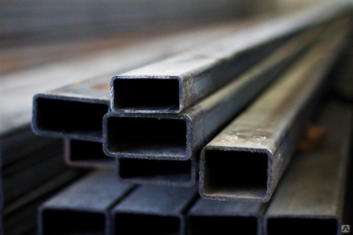 Труба профильная 80х80х2,8 мм